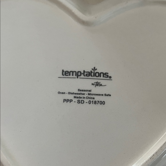 Easter 2for1 Temp-Tations Heart-Shaped mugs w/matching plates excellent - Picture 3 of 8